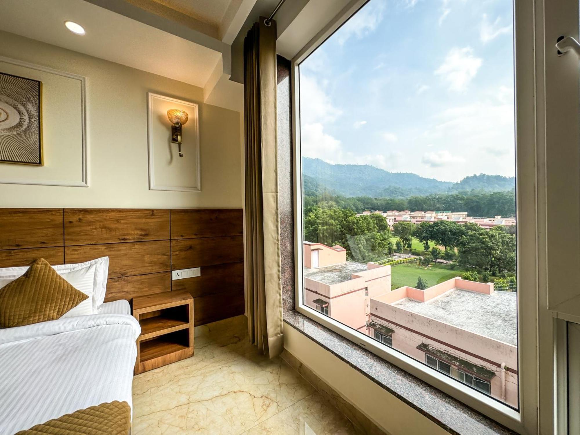 Hotel Nirvana Bliss, Behind Parmarth Niketan Rišikéš Exteriér fotografie