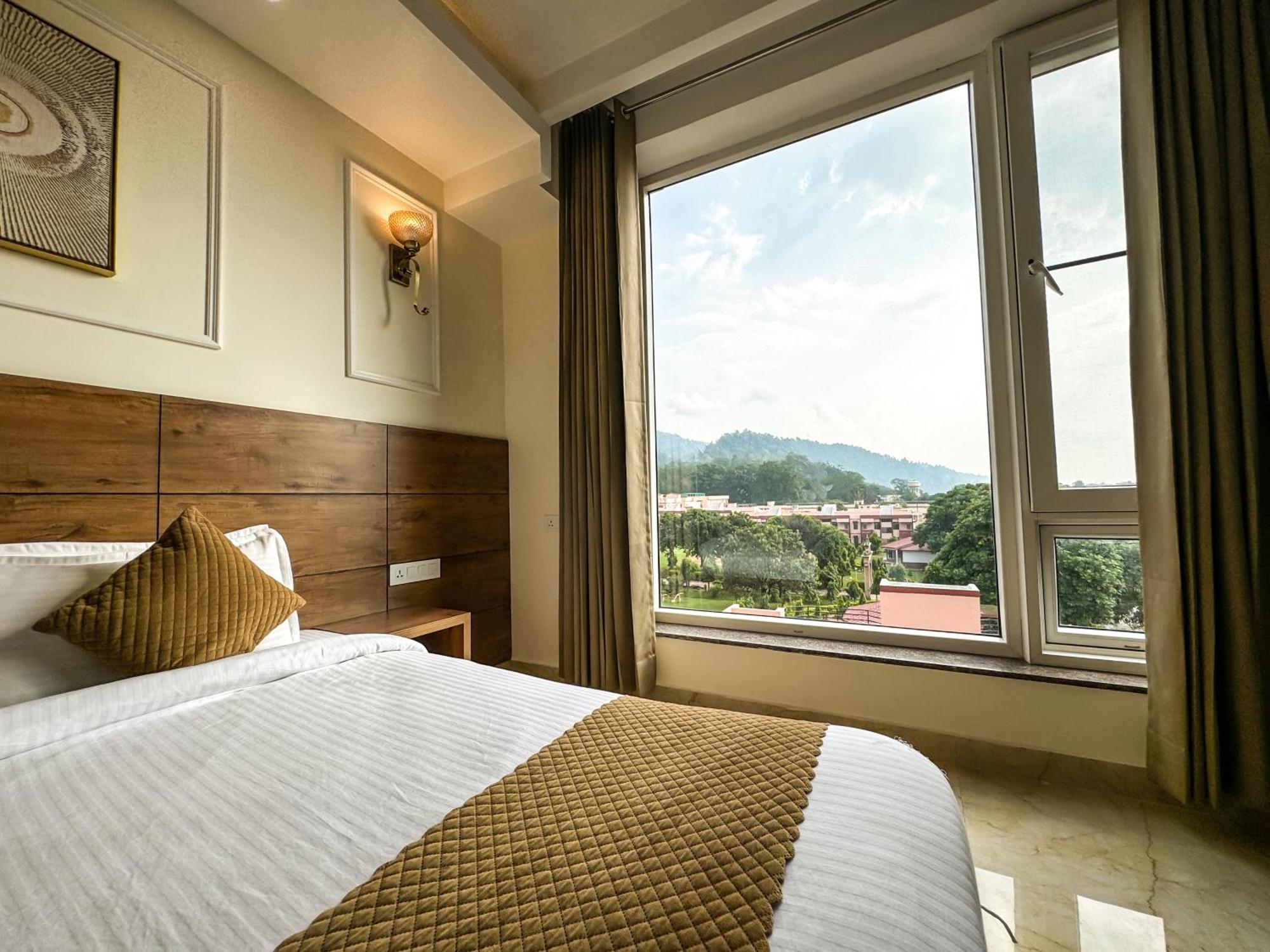 Hotel Nirvana Bliss, Behind Parmarth Niketan Rišikéš Exteriér fotografie